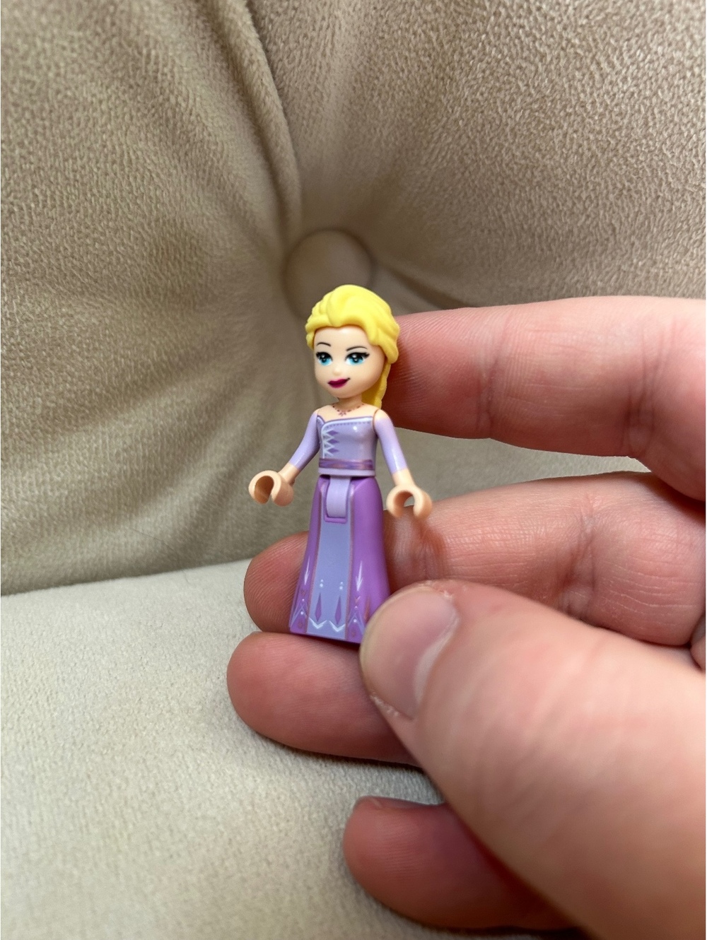 LEGO DISNEY PRINCESS RAPUNZEL MINIFIGURE
